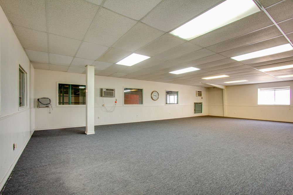 Industrial For Sale: 5655 S Interstate 35, New Braunfels, TX 78132